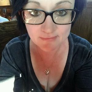 Meet your Posher, Peggy